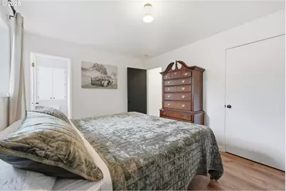 9816 NE 58th St, Vancouver, WA 98662 - Photo 15