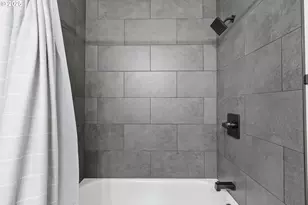 9816 NE 58th St, Vancouver, WA 98662 - Photo 19