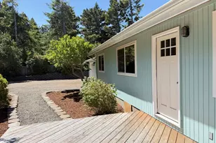 88076 Leeward Dr, Florence, OR 97439 - Photo 7