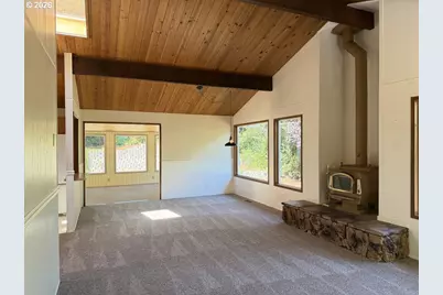 88076 Leeward Dr, Florence, OR 97439 - Photo 9