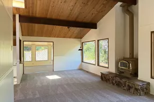 88076 Leeward Dr, Florence, OR 97439 - Photo 9