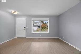 2215 NE 107th St, Vancouver, WA 98686 - Photo 5