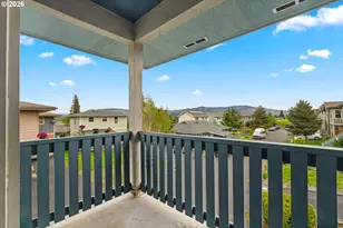 1229 29th St, Hood River, OR 97031 - Photo 23