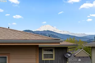 1229 29th St, Hood River, OR 97031 - Photo 3