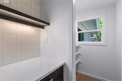 1865 SW Wellington Ave, Portland, OR 97225 - Photo 17