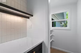 1865 SW Wellington Ave, Portland, OR 97225 - Photo 17