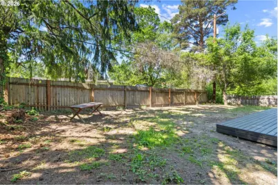 1865 SW Wellington Ave, Portland, OR 97225 - Photo 35