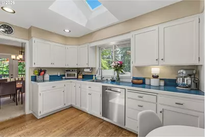 2 Offenbach Pl, Lake Oswego, OR 97035 - Photo 19
