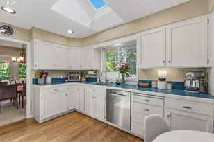 2 Offenbach Pl, Lake Oswego, OR 97035 - Photo 19