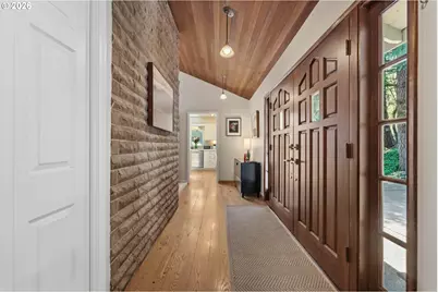 2 Offenbach Pl, Lake Oswego, OR 97035 - Photo 3