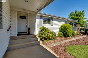 1816 Fountain Ct, Eugene, OR 97402 - Photo 3