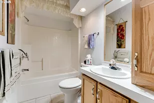 1816 Fountain Ct, Eugene, OR 97402 - Photo 21