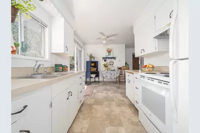 1540 SE Bush A and B St, Hillsboro, OR 97123 - Photo 15