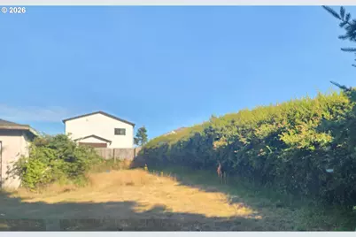 1420 NE Voyage Ave, Lincoln City, OR 97367 - Photo 5