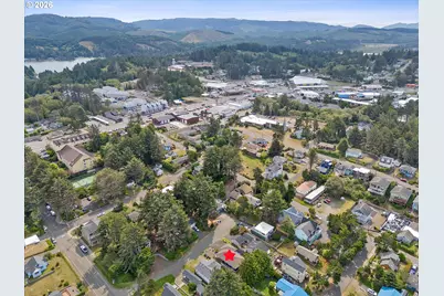 2709 NW Mast Ave, Lincoln City, OR 97367 - Photo 37
