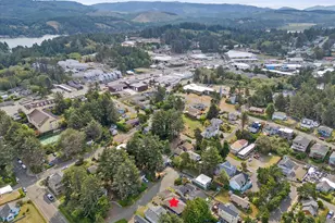 2709 NW Mast Ave, Lincoln City, OR 97367 - Photo 37