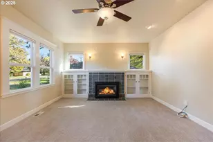 8026 SW Pine St, Portland, OR 97223 - Photo 7