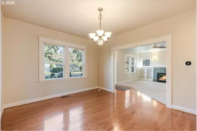 8026 SW Pine St, Portland, OR 97223 - Photo 11