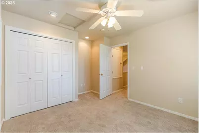 8026 SW Pine St, Portland, OR 97223 - Photo 29