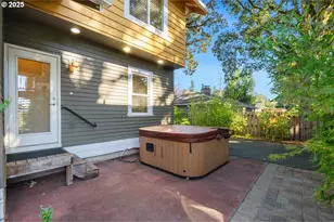 8026 SW Pine St, Portland, OR 97223 - Photo 35