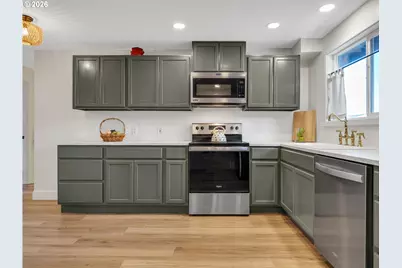 1331 NE 236th Ave, Wood Village, OR 97060 - Photo 15