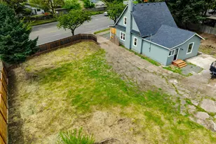 3335 River Rd, Eugene, OR 97404 - Photo 3
