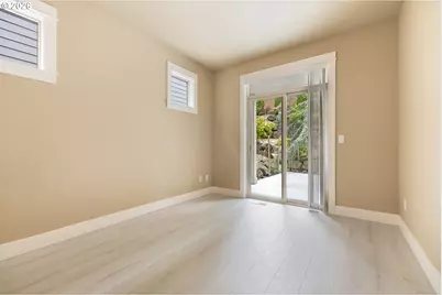 17578 SW Loma Vista St, Beaverton, OR 97007 - Photo 23