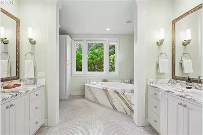 4330 SW Charming Way, Portland, OR 97225 - Photo 23