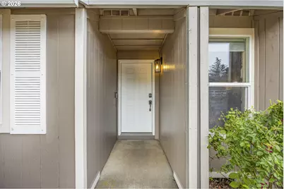 605 E Foothills Dr, Newberg, OR 97132 - Photo 5