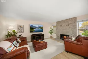 605 E Foothills Dr, Newberg, OR 97132 - Photo 9