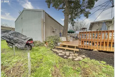 385 N 6th St, Saint Helens, OR 97051 - Photo 23