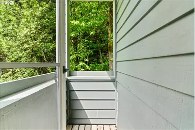 1239 SW Gaines St, Portland, OR 97239 - Photo 21