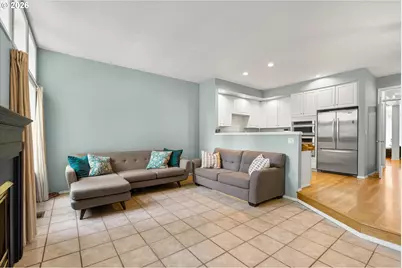 1239 SW Gaines St, Portland, OR 97239 - Photo 13