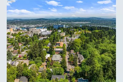 1239 SW Gaines St, Portland, OR 97239 - Photo 33