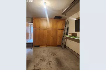 2207 Oregon Ct, Woodburn, OR 97071 - Photo 21