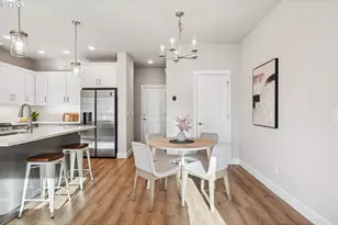 8422 SE Stonecrop Ln, Hillsboro, OR 97123 - Photo 9