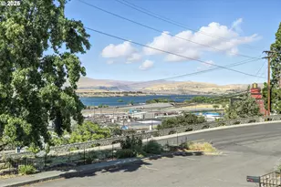 1014 E 7th St, The Dalles, OR 97058 - Photo 5