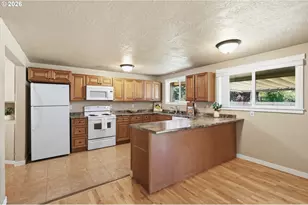 76 Woodlane Dr, Springfield, OR 97477 - Photo 9