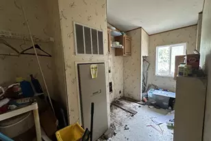 5748 NE Ainsworth St, Portland, OR 97218 - Photo 23