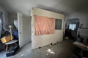 5748 NE Ainsworth St, Portland, OR 97218 - Photo 19