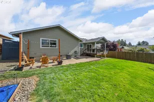 170 Addison Ave, Sutherlin, OR 97479 - Photo 33