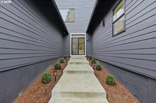 10000 SW 25th Ave, Portland, OR 97219 - Photo 21