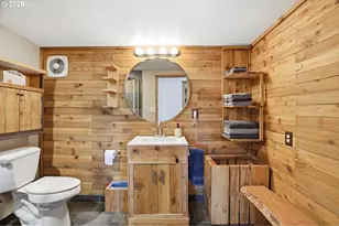 28884 Hillaire St, Eugene, OR 97402 - Photo 25