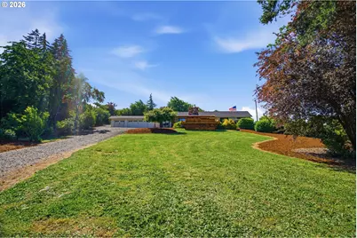 28884 Hillaire St, Eugene, OR 97402 - Photo 3