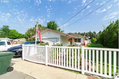 260 Blankenship Dr, Stanfield, OR 97875 - Photo 5