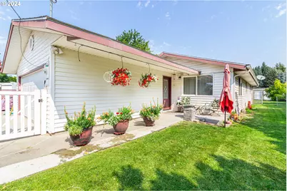 260 Blankenship Dr, Stanfield, OR 97875 - Photo 1
