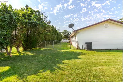 260 Blankenship Dr, Stanfield, OR 97875 - Photo 17