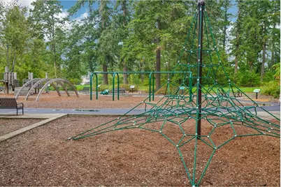 6401 SE Genrosa St, Hillsboro, OR 97123 - Photo 35
