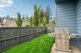 6401 SE Genrosa St, Hillsboro, OR 97123 - Photo 21