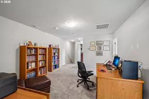 6401 SE Genrosa St, Hillsboro, OR 97123 - Photo 11
